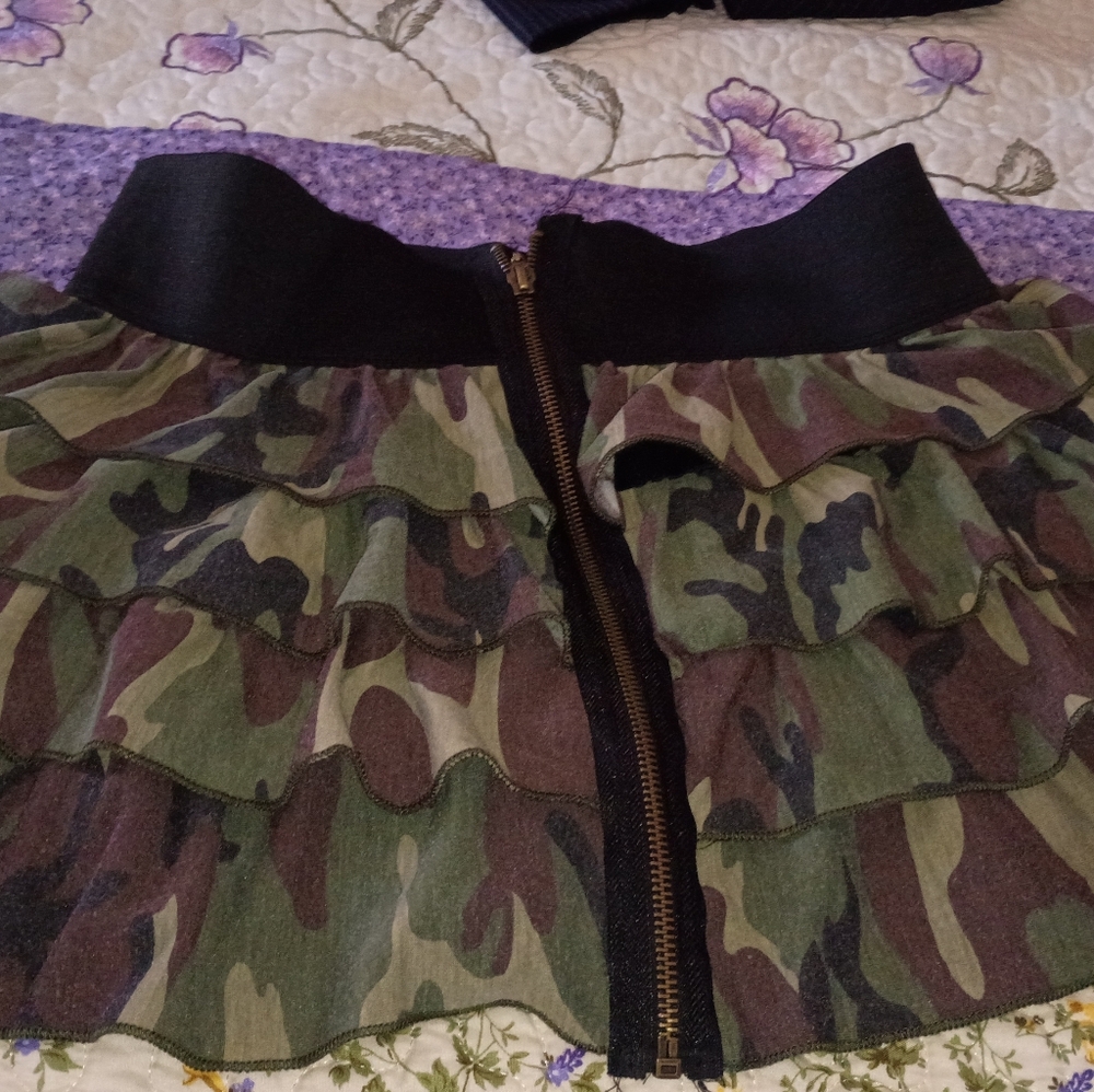 Y2K Camouflage Camo Mini Skirt Ruffles School Girl Party Rock Concert Emo